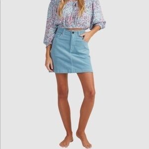 💛Denim mini skirt by Almost famous sz 3